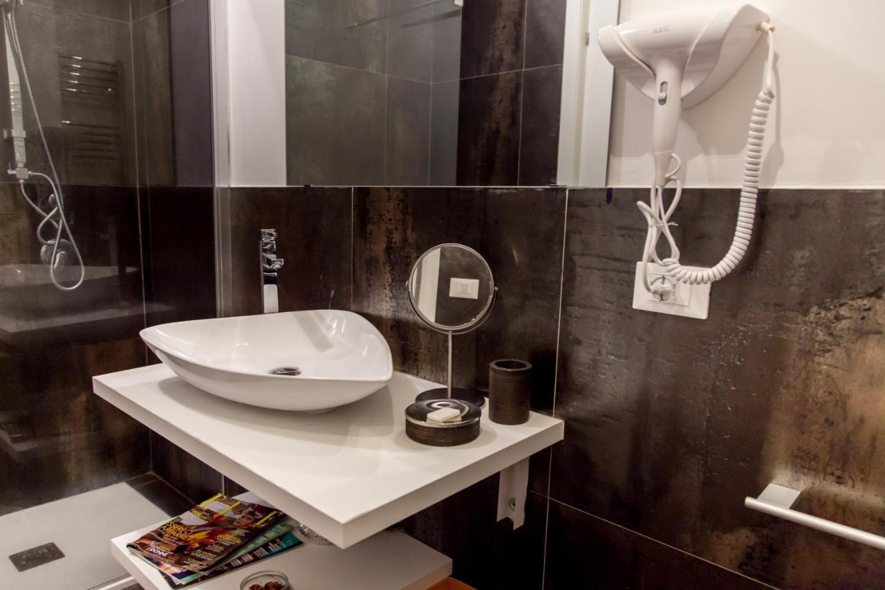 Niu Lux Apartments Genoa Bagian luar foto