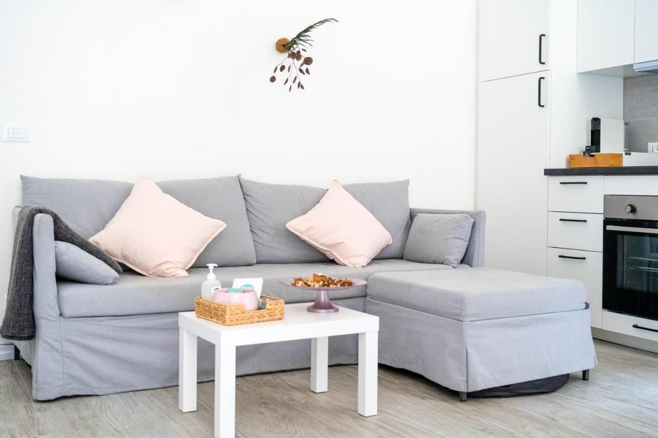 Niu Lux Apartments Genoa Bagian luar foto
